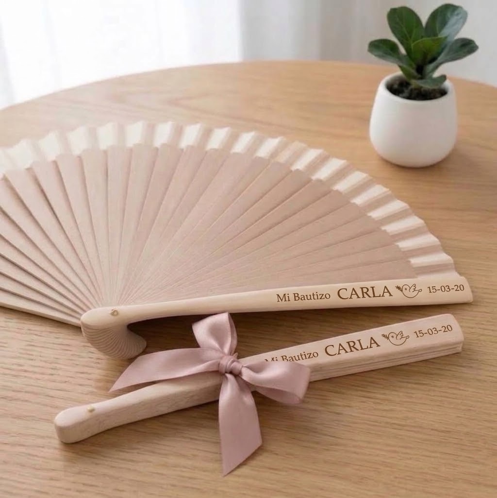Abanico de Madera Personalizado con Grabado Láser – Recuerdo para Bautizos. - Imagen 14