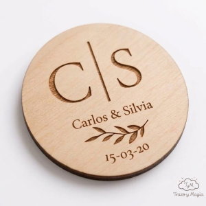 Imán Circular de Madera Recuerdo para Boda