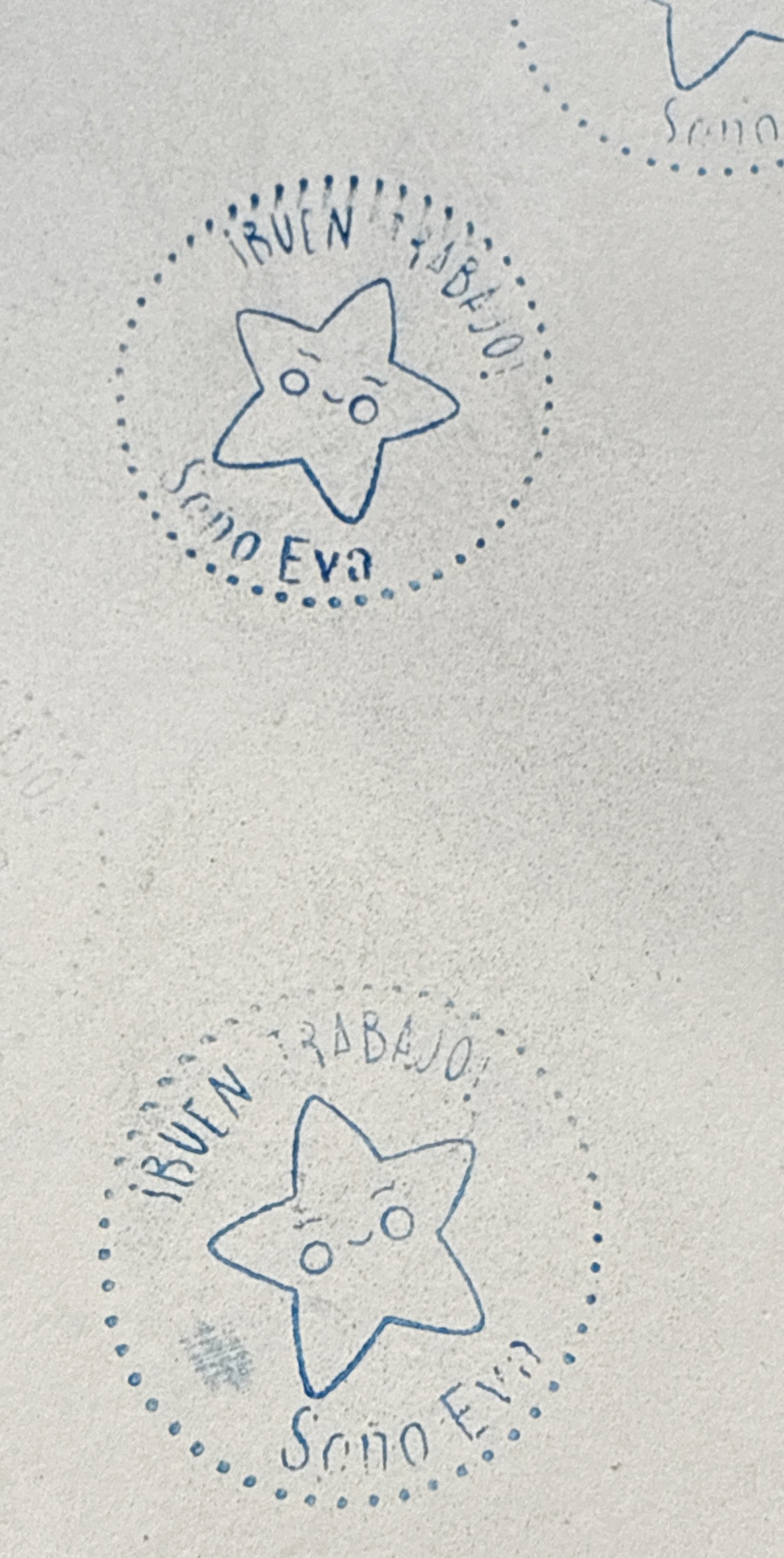 Sello de Madera Personalizado para Profesores "¡Buen Trabajo!" con Estrella - Imagen 7